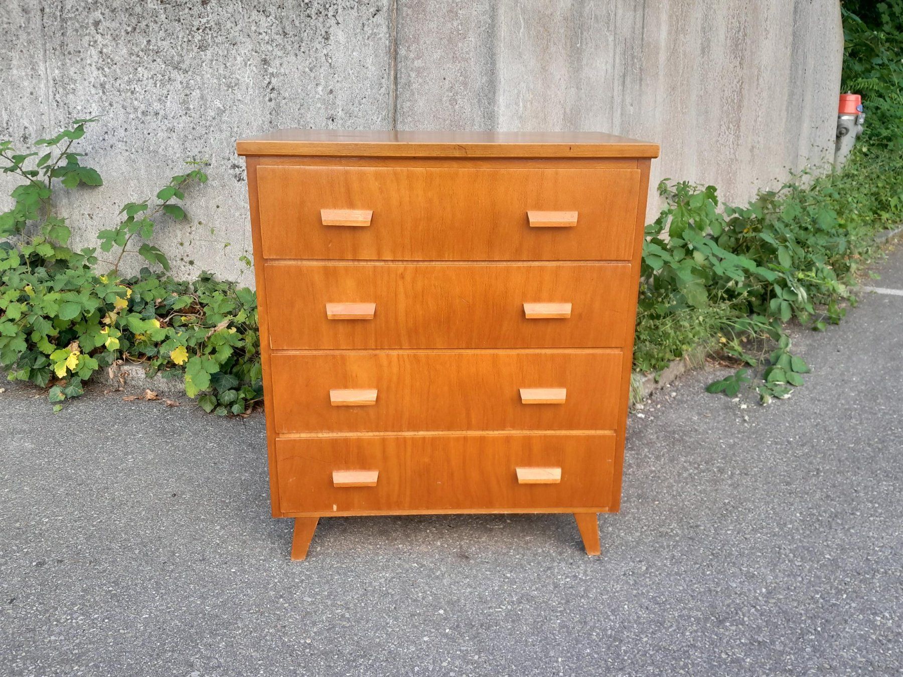 Kommoden: Vintage Kommode / Sideboard / Möbel evtl. Pago? – Gebraucht aus Männedorf von Bel-view