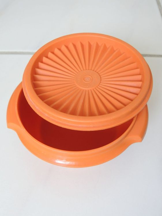 Tupperware Dose rund 500ml mit Sonnendeckel (Gebraucht) in Menzingen ...