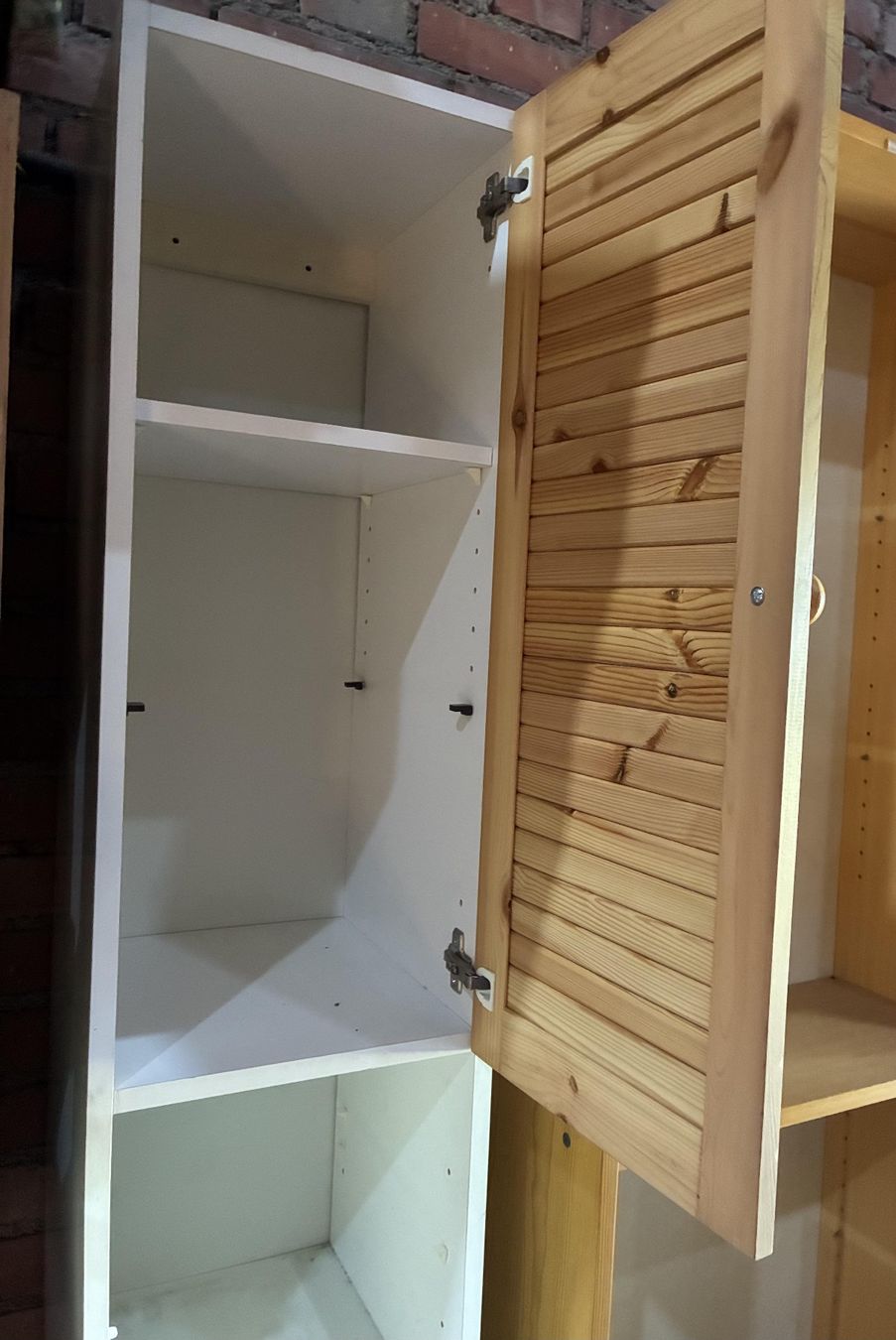 Schränke: Schrank Kiefer Landhausstil – Gebraucht aus Oberkulm von Weberlisa 2