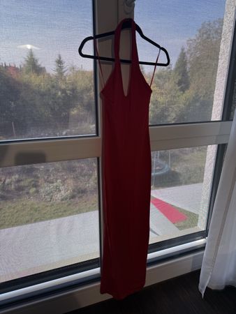 Langes Abendkleid rot mit Neckholder guter Zustand