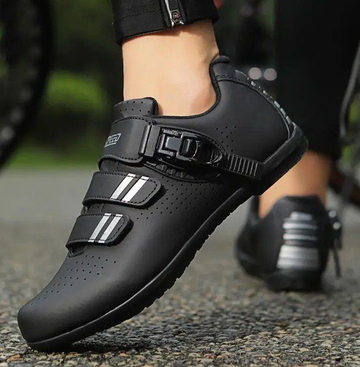 Scarpe da uomo: Chaussures de cyclisme – Nuovo (secondo la descrizione) da APPLES venduto da az02 2