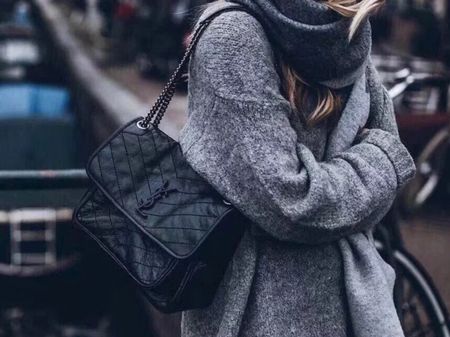 YSL NIKI MEDIUM IN VINTAGE LEATHER BLACK