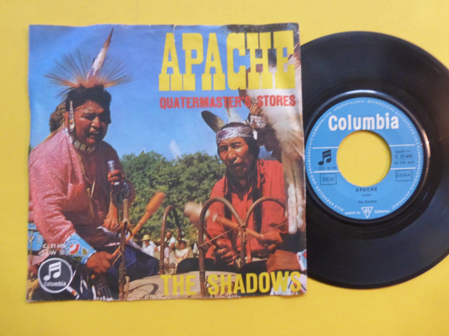 Dischi in vinile: The Shadows – Apache – Usato da Zürich venduto da Swiss57