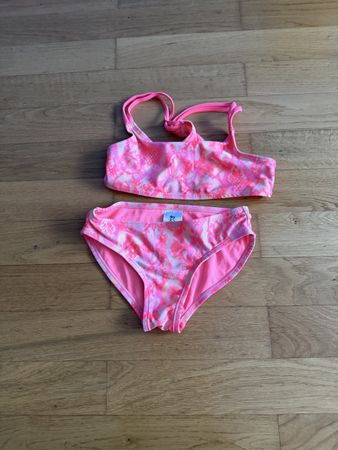 Sommerlicher Bikini für Mädchen, Grösse 122 Top Zustand!