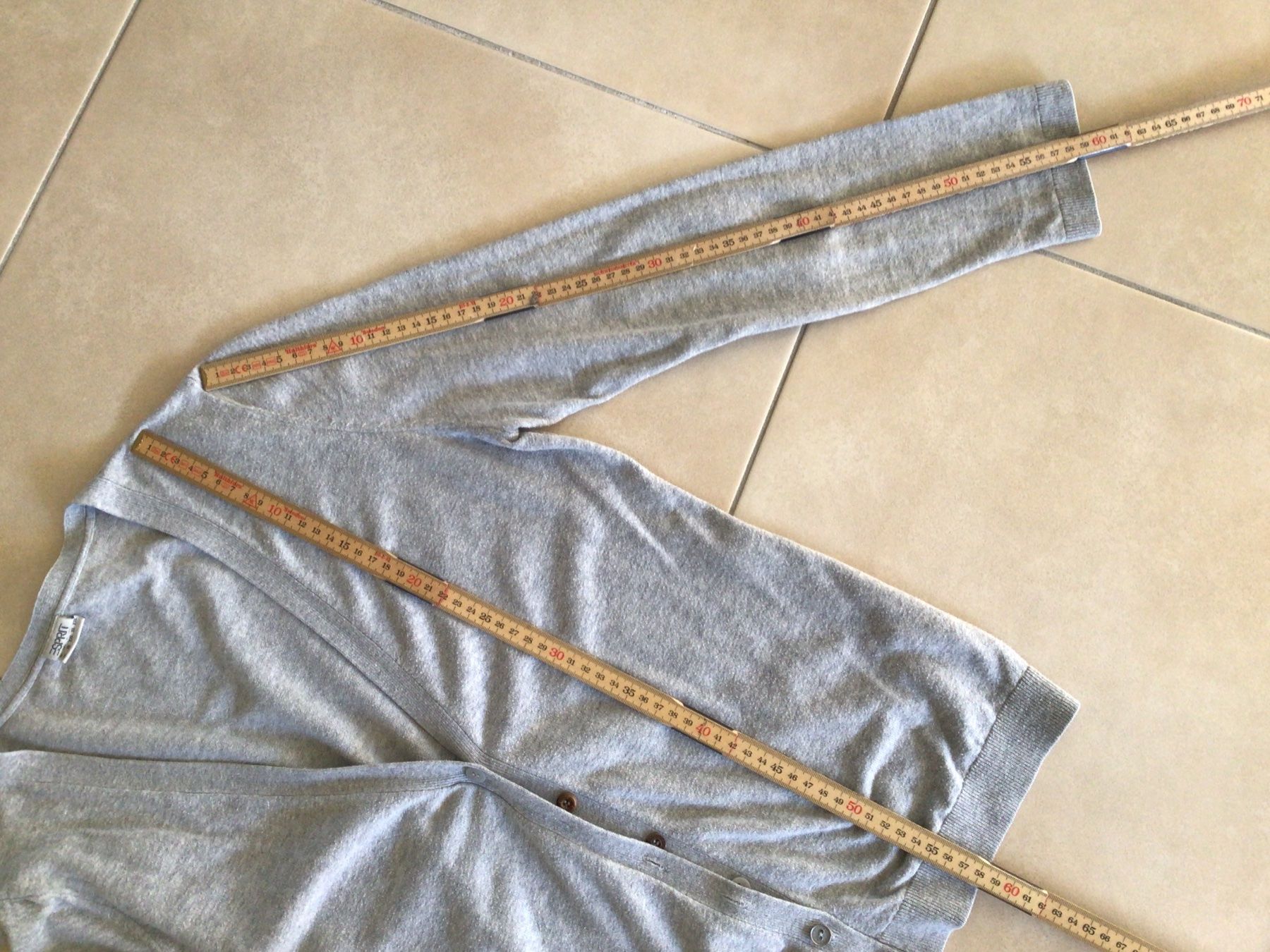 Esprit Top: Cardigan mit Ellenbogen-Patches von ESPRIT – Usato da Frauenfeld venduto da Stehojen 2