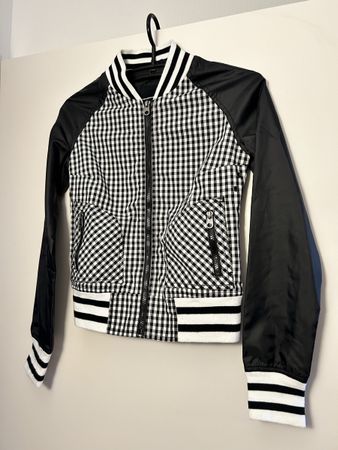 Leichte Jacke