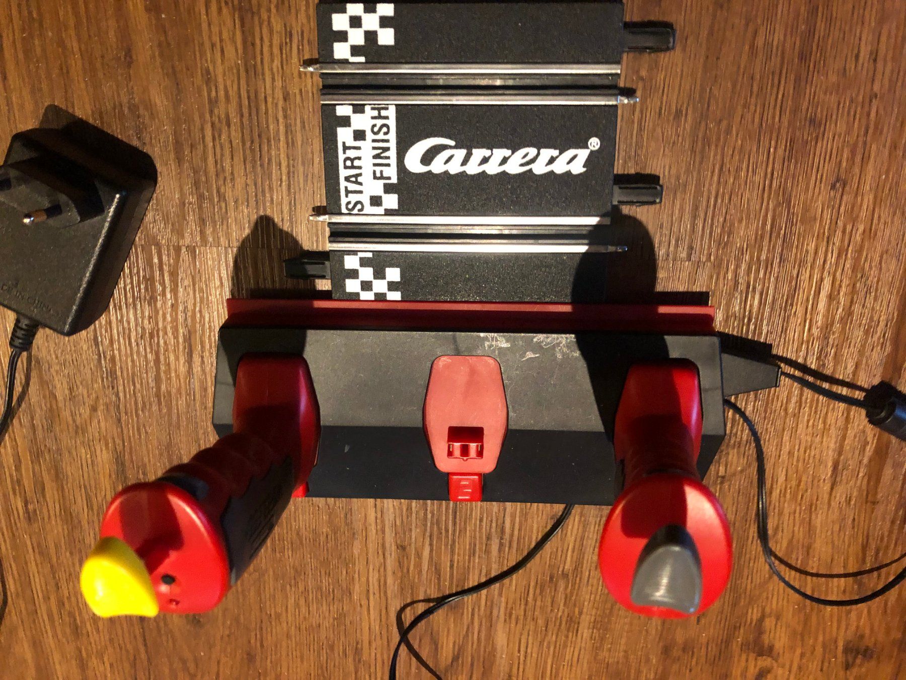 Carrera Rennbahnen: Carrera Digital 143 Wireless+ Anschlussschiene + Handregeler – Gebraucht aus Möriken AG von schmueke01 1