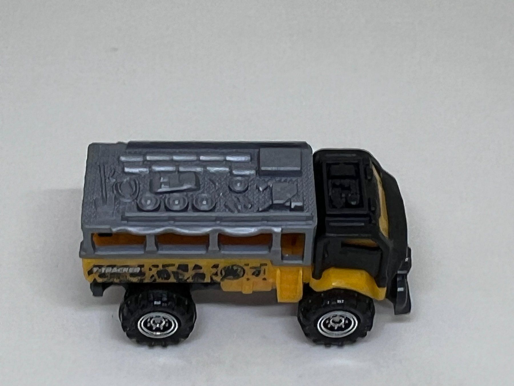 Matchbox Voitures modèles: Matchbox Travel Tracker #110 – D'occasion à Wildegg par LaaBoutique 1