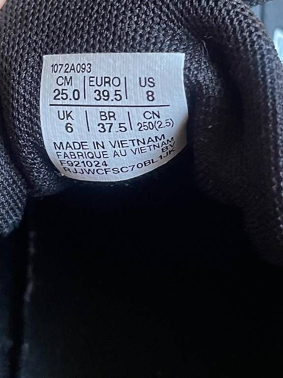 Herrenschuhe: Asics Hallenschuhe Gel-Rocket 11 Gr. 39.5 – Gebraucht aus Zürich von ele_hhb2 4