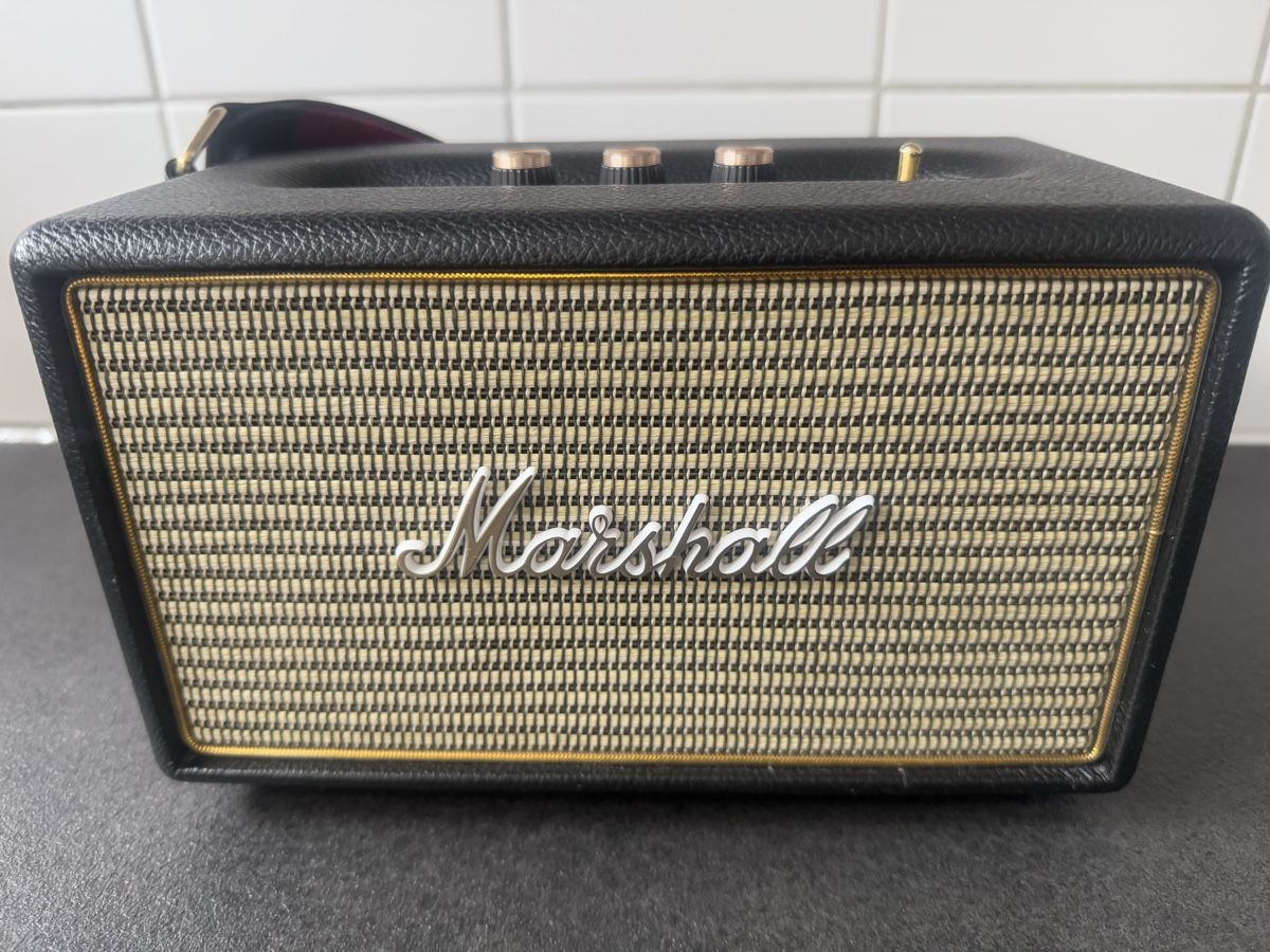 Marshall Casse acustiche: Marshall Kilburn Bluetooth Lautsprecher mit Schachtel – Usato da Wettingen venduto da Ni_la_lo