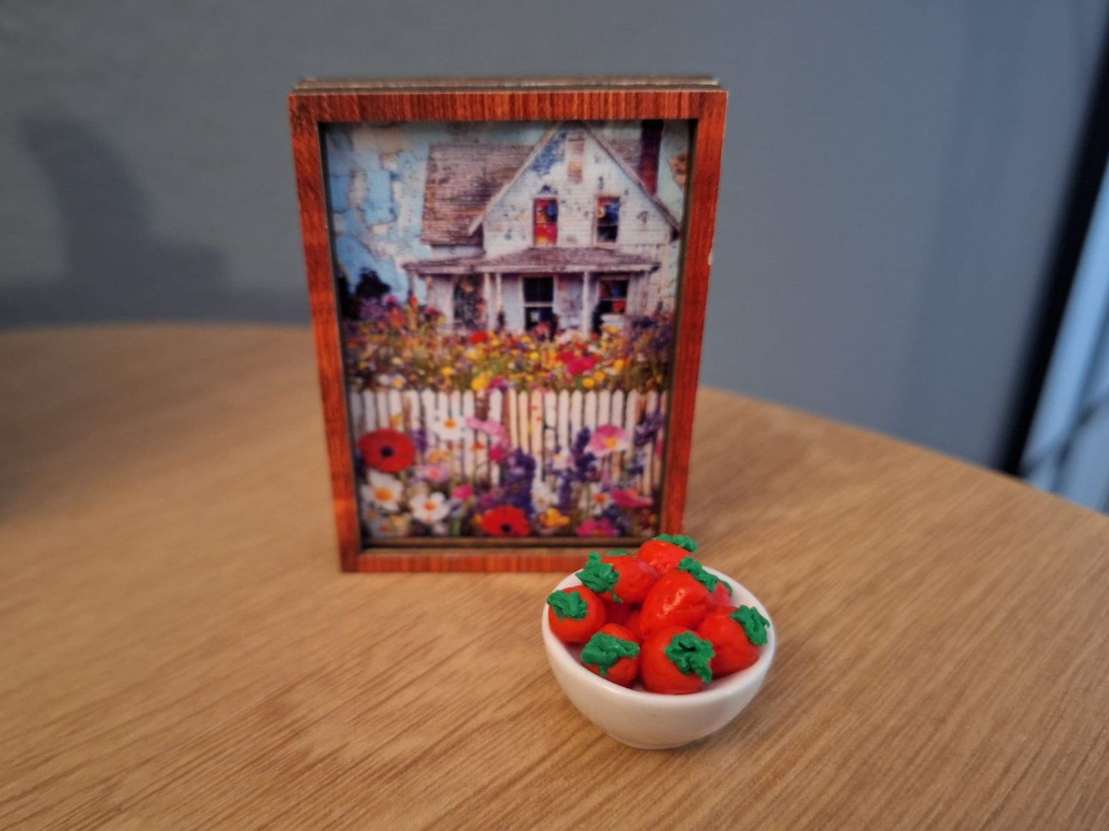 Case e mobili per bambole: Handmade Erdbeeren Schale – Nuovo (secondo la descrizione) da Zürich venduto da HandmadeTinyFood