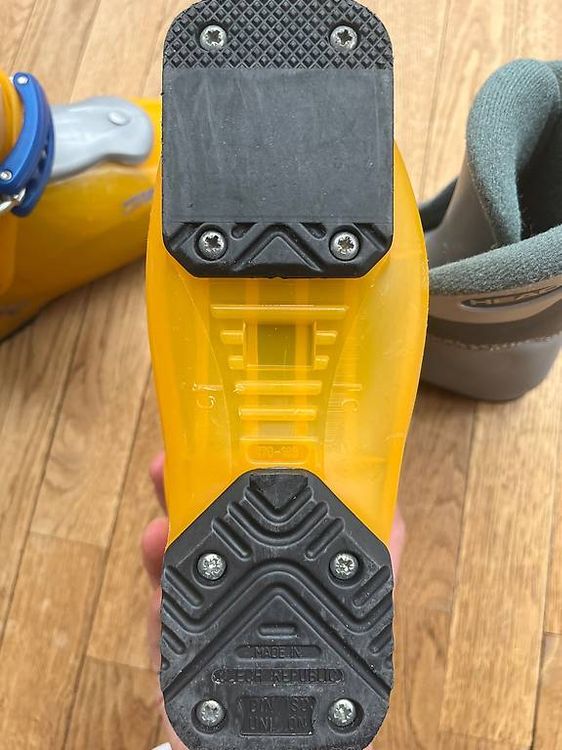 Head Chaussures garçon: Kinderskischuhe Head Carve X1, 18.5 – D'occasion à Lotzwil par Regain 2