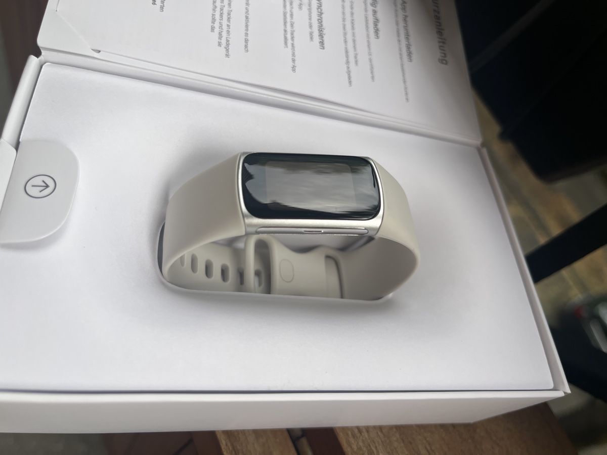 Fitbit Smartwatch: Fitbit Charge 6 Used – D'occasion à Zürich par Ccascelli 3