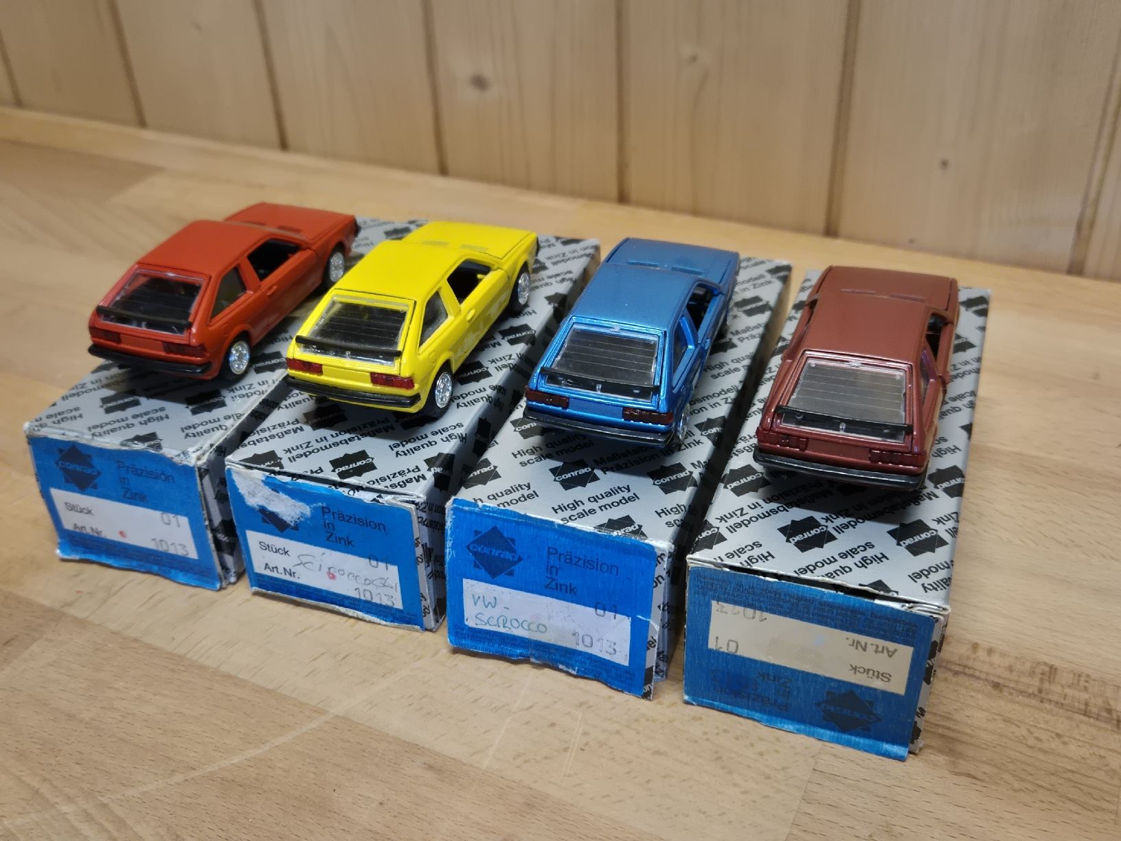 Conrad Modellini d'auto: 4x VW Scirocco II Conrad Modelle 1:43, mit OVP! – Nuovo (secondo la descrizione) da Kirchberg SG venduto da Karmann53 7