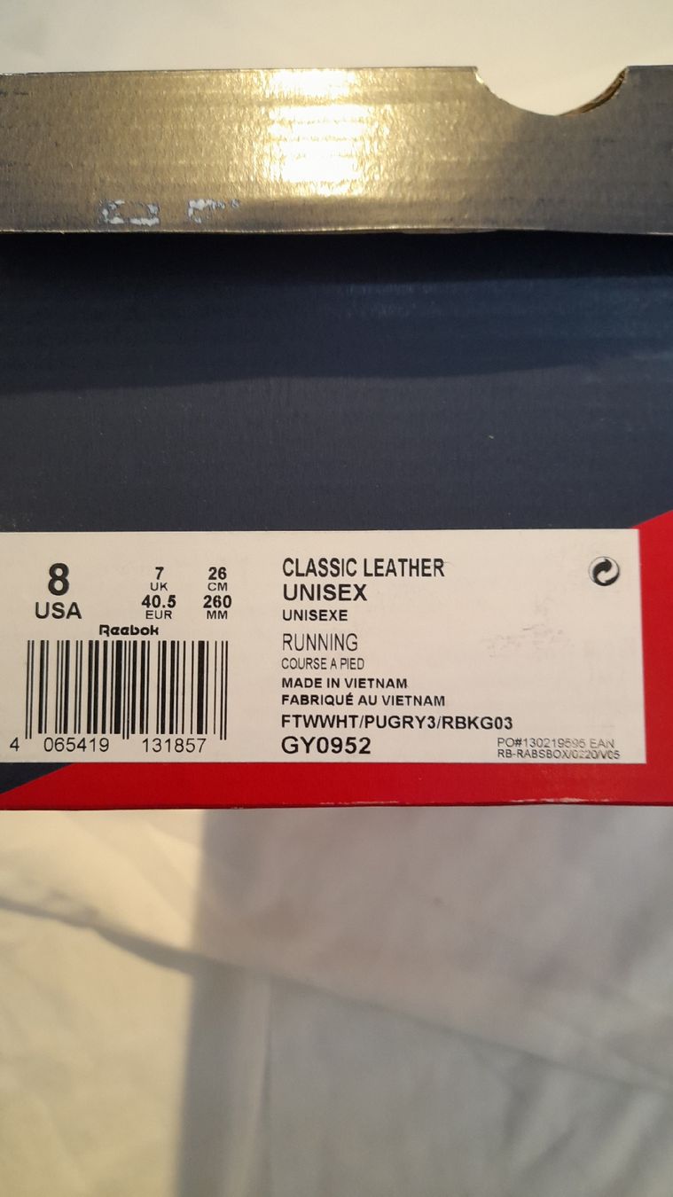 Reebok Scarpe da uomo: Reebok Classic Leather blanche neuve, taille 40.5! – Nuovo e nell'imballaggio originale da st.gallen venduto da The_Rag_Picker. 1