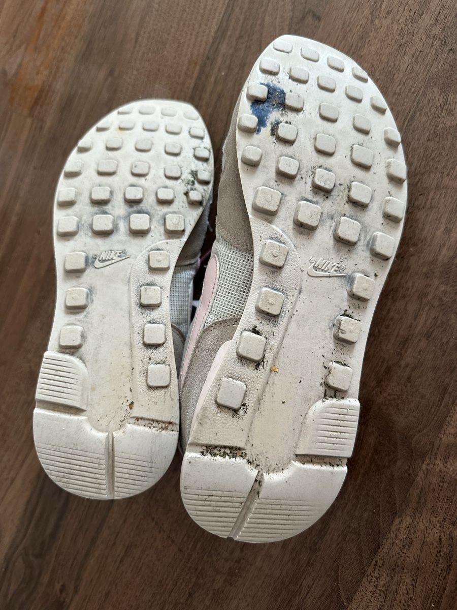 Nike Scarpe da donna: Nike Damen Sneaker, Grösse 41 – Usato da steffisburg venduto da Corinne02 2