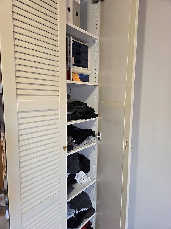 Ikea Armoires: Schlafzimmer Kasten – D'occasion à Full-Reuenthal par kra_zxj2 2