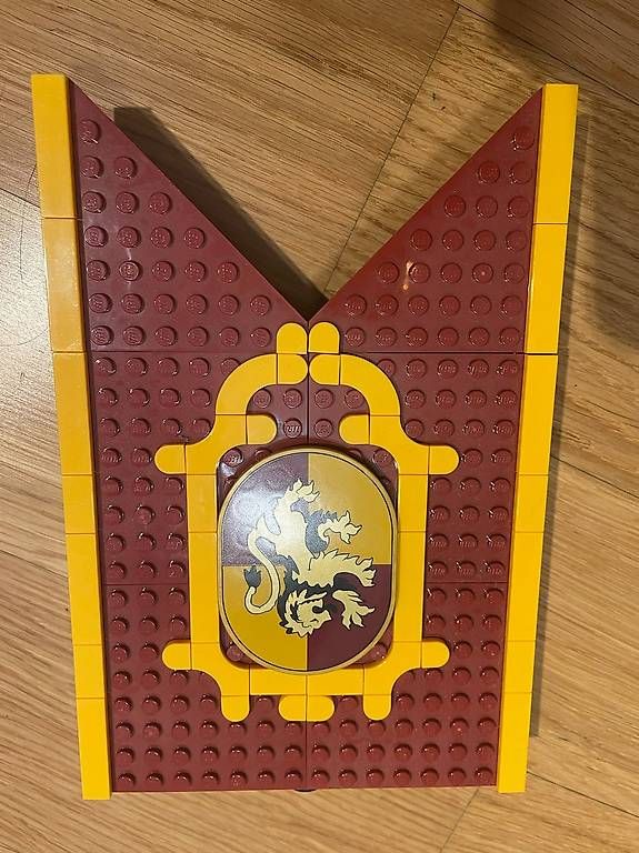 Giocattoli: LEGO Hausbanner Gryffindor & Ravenclaw + Extra – Usato da Unterengstringen venduto da mrs_bambee