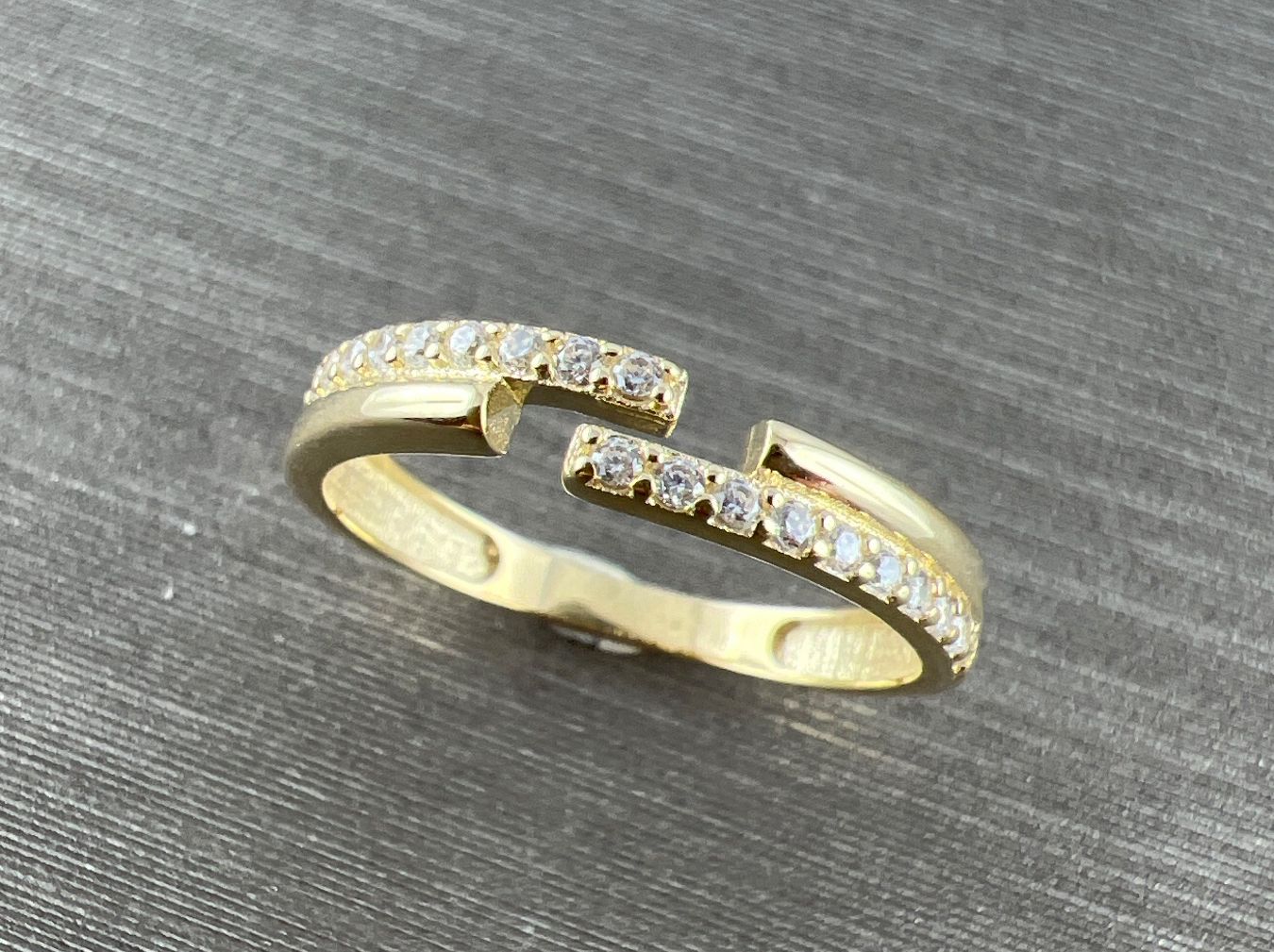 Ringe: Ring 585 Gold – Gebraucht aus Niederuzwil von leo_8857