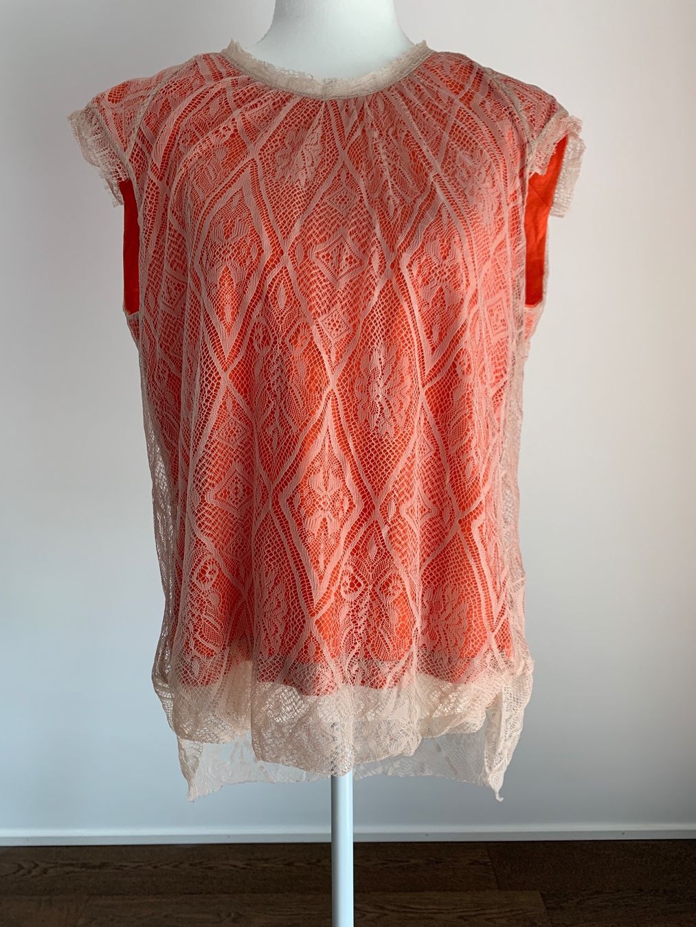 Pinko Top: PINKO top dentelle M – Usato da Morges venduto da Imade1