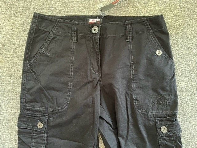 Esprit Pantaloni: ESPRIT 3/4 Hose Gr 36. Fabrikneu – Nuovo e nell'imballaggio originale da Kleindöttingen venduto da nev_tn7c 3
