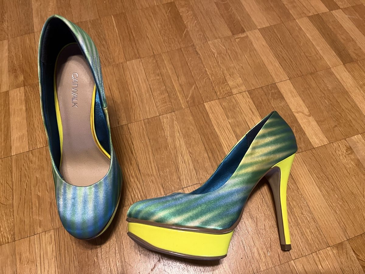 Scarpe da donna: Schuhe Catwalk grösse 37 – Nuovo (secondo la descrizione) da Weiningen ZH venduto da and_6tm5