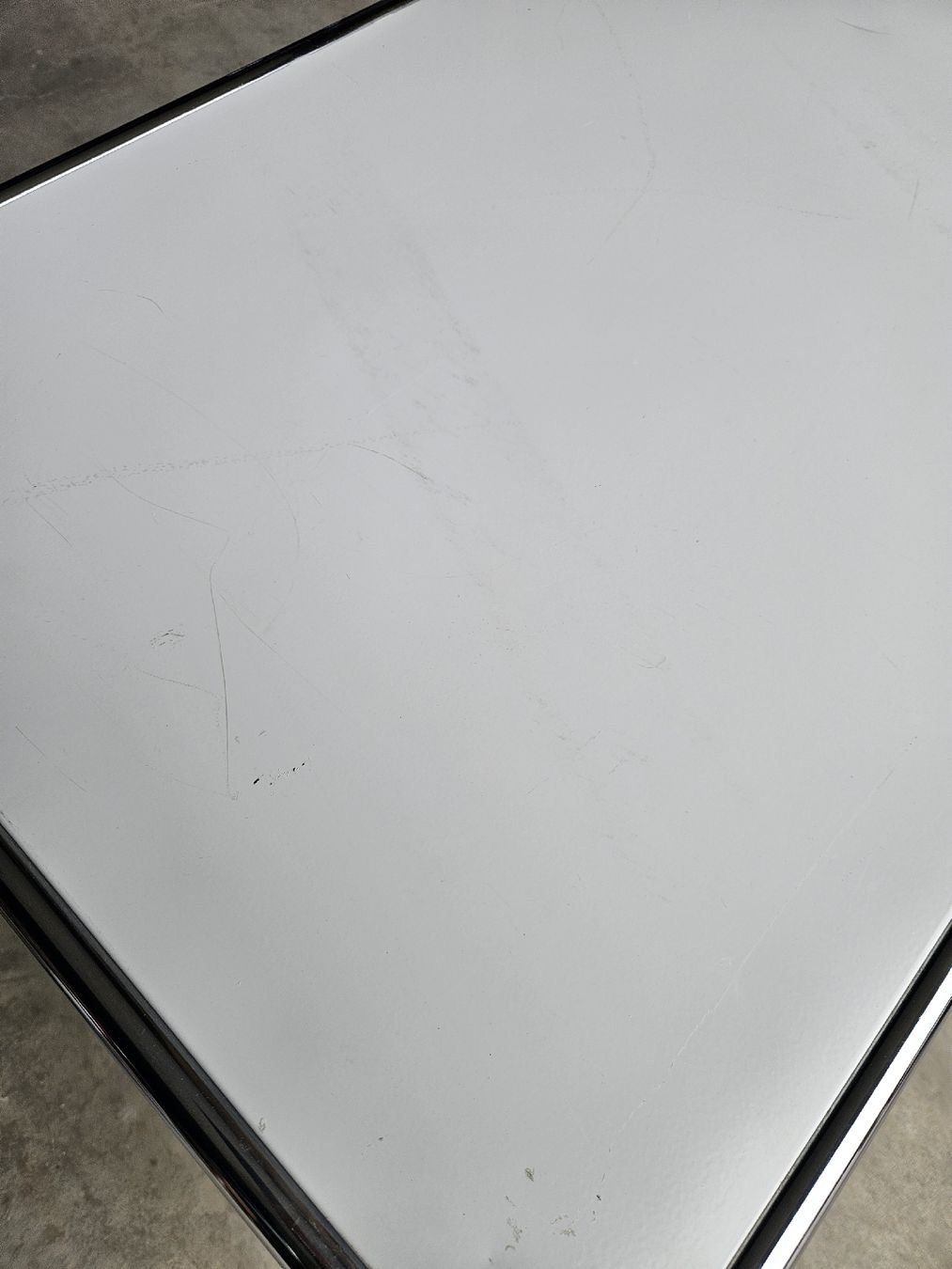 USM Banconi: USM Korpus lichtgrau – Usato da Brittnau venduto da Lexmark77 2