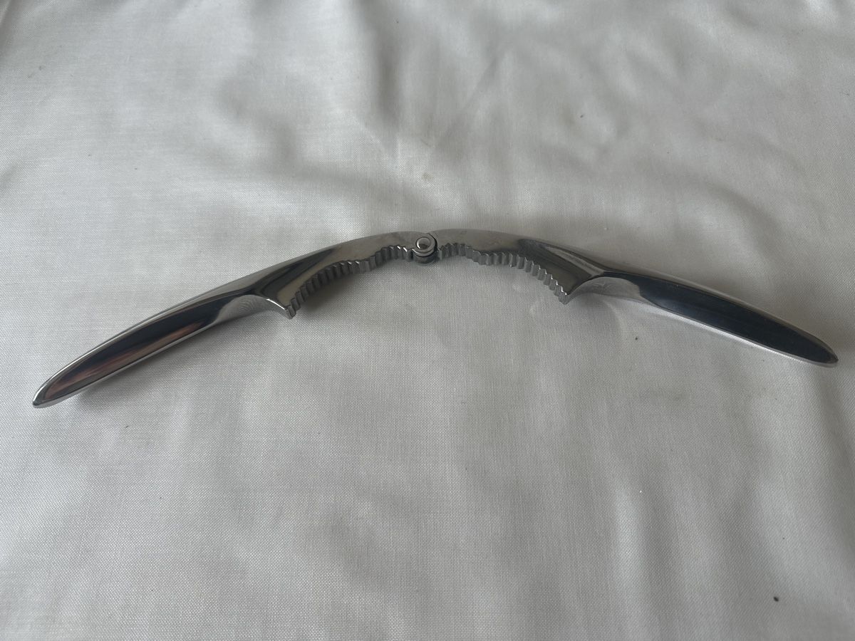 Küchengeräte: Nussknacker Edelstahl hochwertig 17cm – Gebraucht aus Zürich von Chaeffeler 2