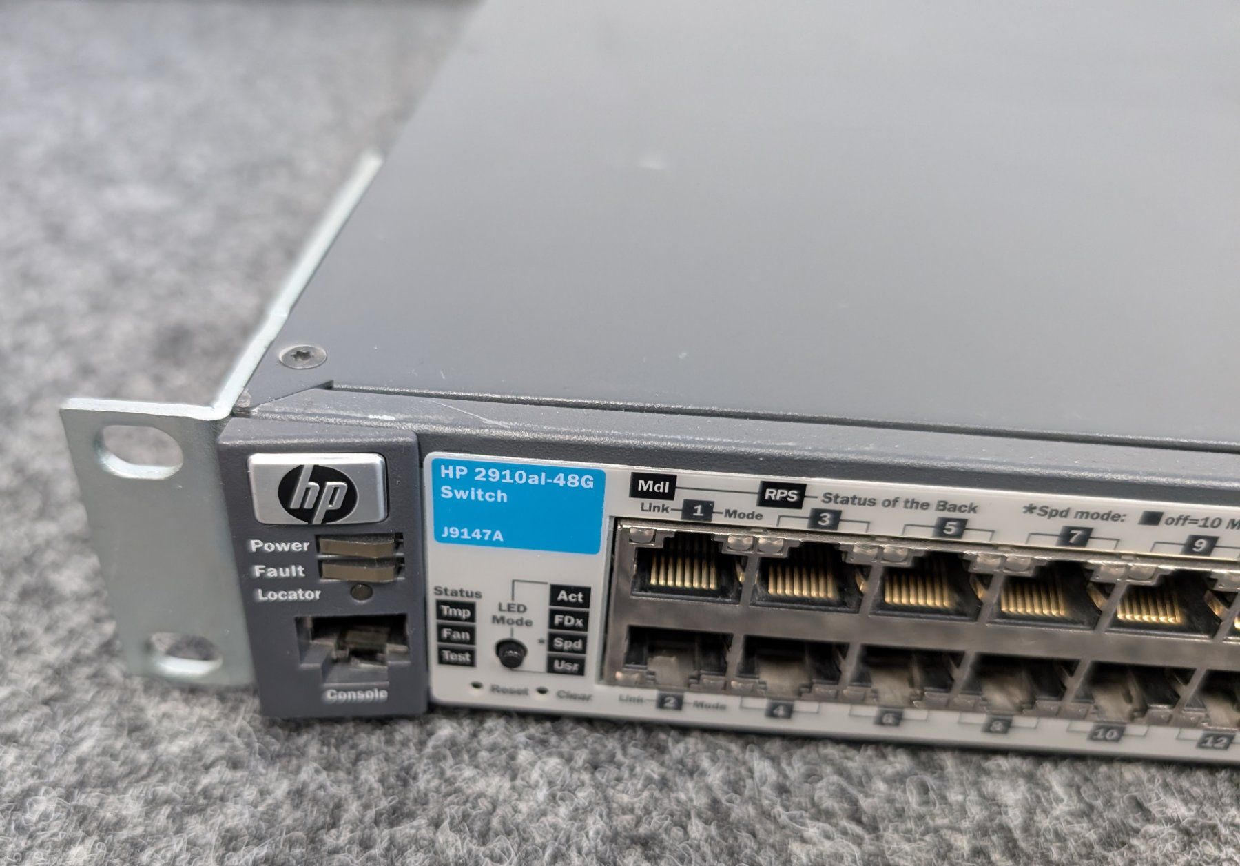Hewlett Packard Hubs & Switches: HPE ProCurve Switch 2910al-48G – Gebraucht aus Dietlikon von ComdatAG 2