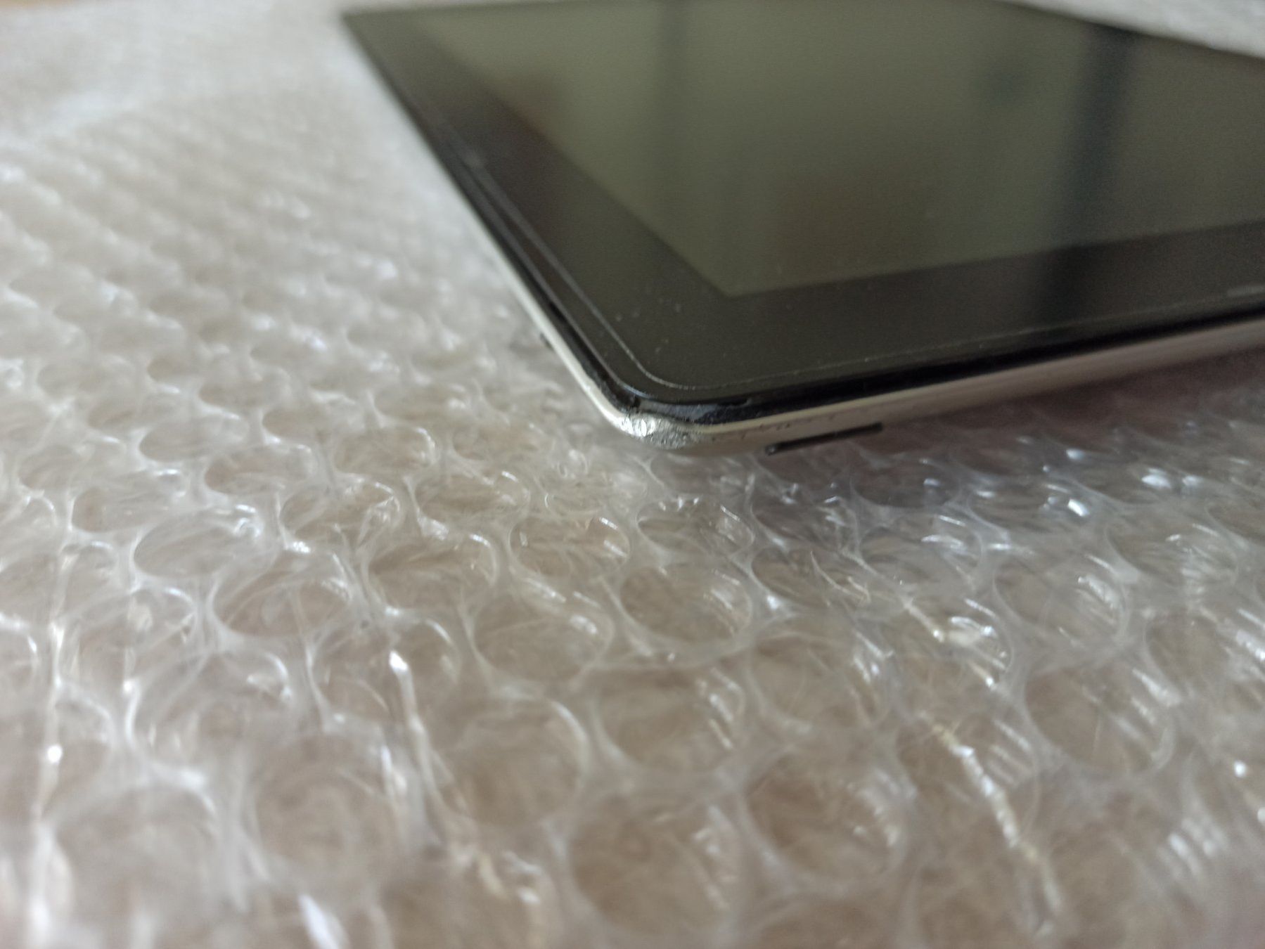 Apple Tablet PC: Apple iPad A1458 – Difettoso da Oberweningen venduto da mar_87mx 5