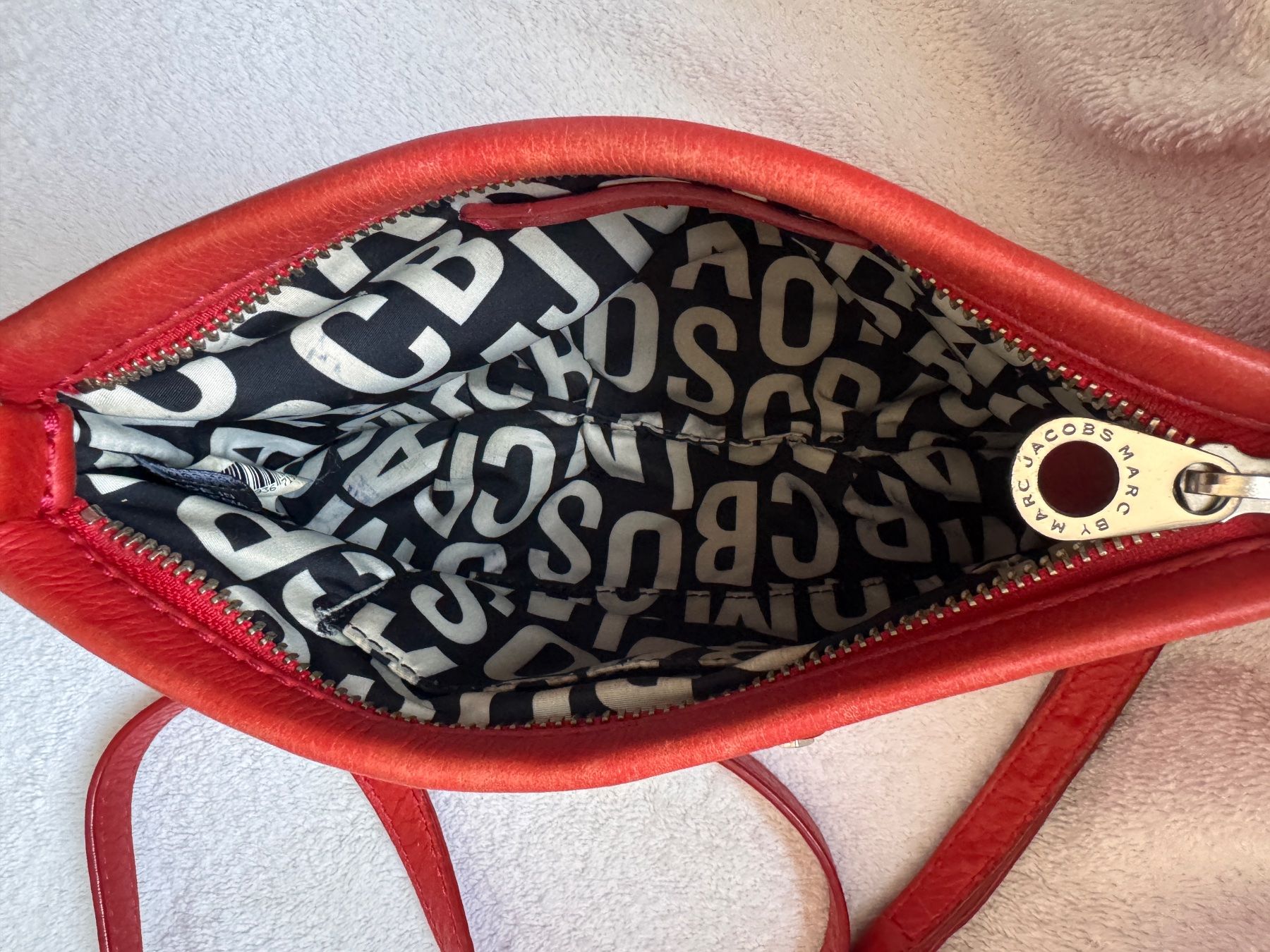 Marc Jacobs Taschen für Damen: Marc Jacobs rote Leder Handtasche-Umhängetasche – Gebraucht aus Heerbrugg von dwfg 3