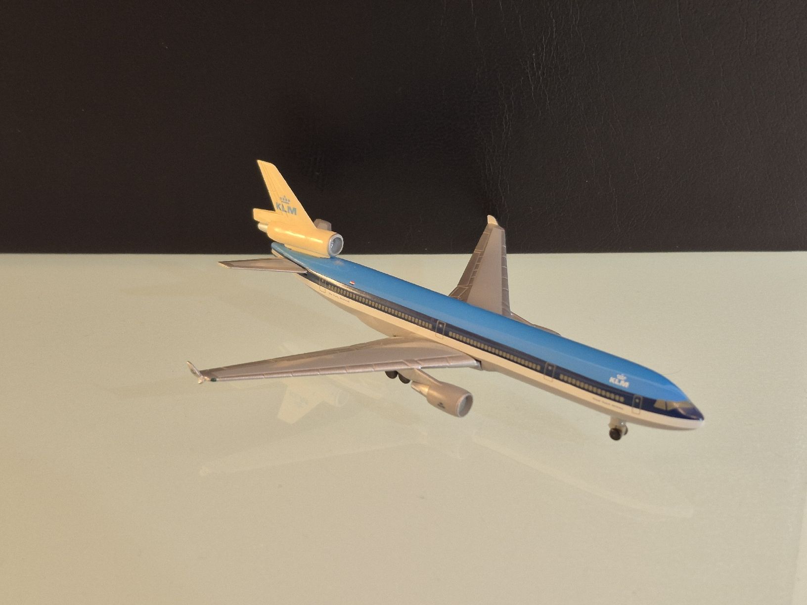 Kit di modellismo & Modellini statici: KLM Royal Dutch Airlines 1:500 – Usato da Uetendorf venduto da myhome12 2