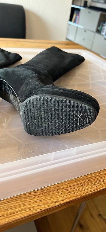Scarpe da donna: Wild-Lederstiefel schwarz GR 41 – Usato da Saas im Prättigau venduto da cla_289l 1