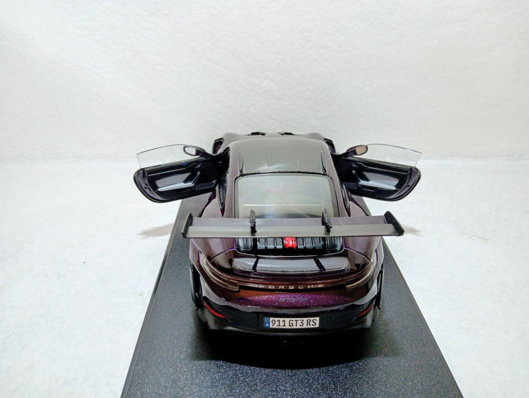 Porsche Modellini d'auto: Porsche  911 GT3 RS Weissach 2024 Package – Nuovo (secondo la descrizione) da Huttwil venduto da Secondtrain 5
