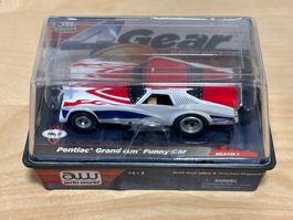 AutoWorld 4Gear Pontiac GrandAm Funny Car mit Box