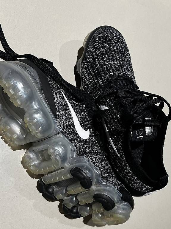 Scarpe da uomo: NIKE AIR VAPORMAX FLYKNIT – Usato da Liestal venduto da Schatzsucher90 1