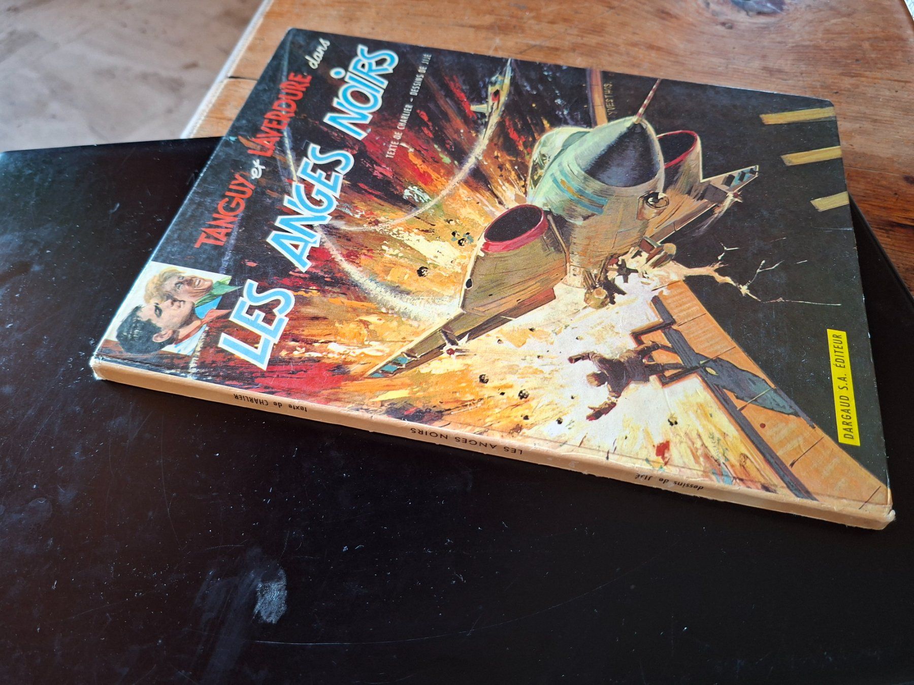 Fumetti: TANGUY ET LAVERDURE N°9 EO  Les anges noirs – Usato da Neuchâtel venduto da skajams 7