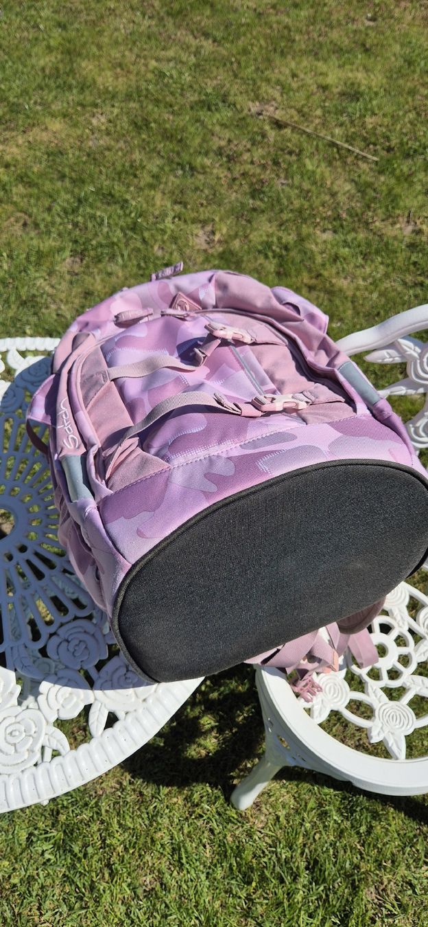 Satch Borse & Zaini: Satch Schulrucksack Camouflage rosa/viollett – Usato da Oberwil-Lieli venduto da cla_j25n 8