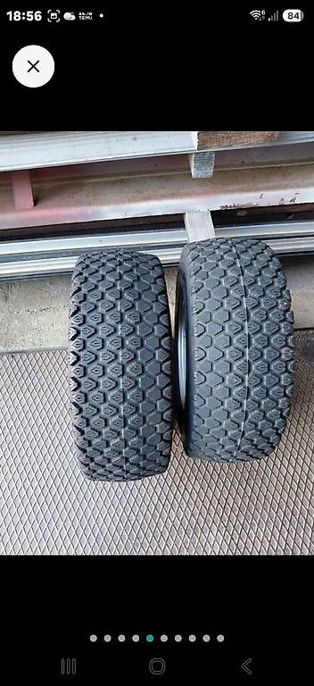 Pneus & Roues: Rasenreifen  – D'occasion à Unterägeri par subi59 1