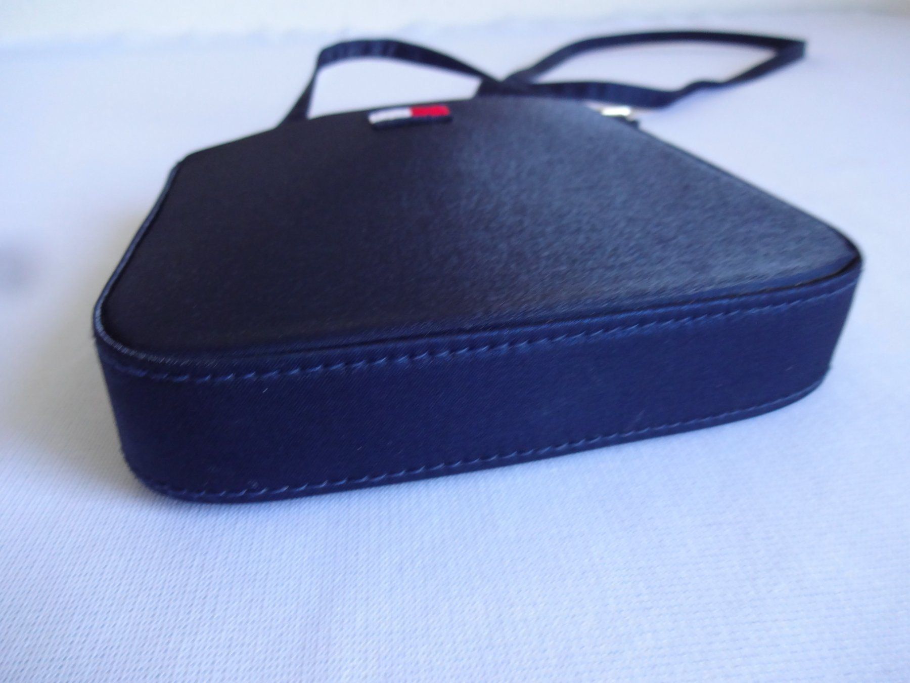 Tommy Hilfiger Borse: TOMMY HILFIGER  Tasche – Nuovo (secondo la descrizione) da Frauenfeld venduto da rey06 4