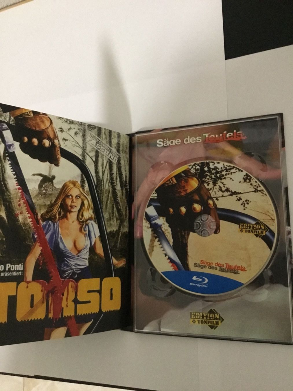 Tutti i DVDs: Säge des Teufels Blu Ray + dvd Mediabook Neu Wertig – Nuovo (secondo la descrizione) da Blauen venduto da berlingo65 2
