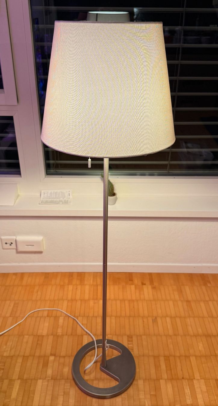 Lampen: Stehlampe – Gebraucht aus Baden von jan_w2j9