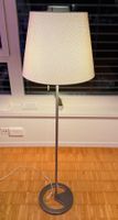 Stehlampe