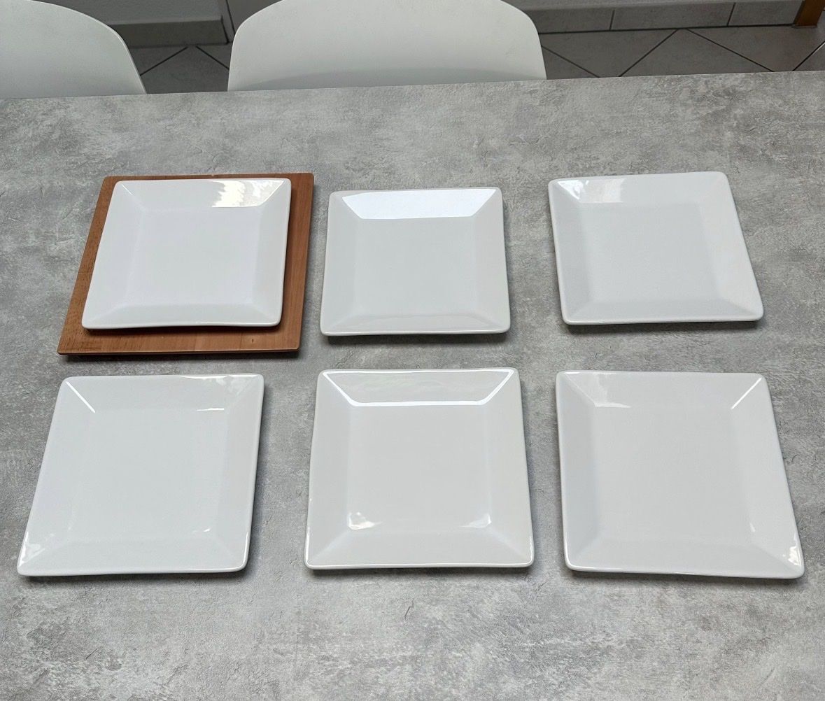 Set di piatti: 13 teiliges quadratisches Geschirrset – Usato da Sevelen venduto da tracy95 2