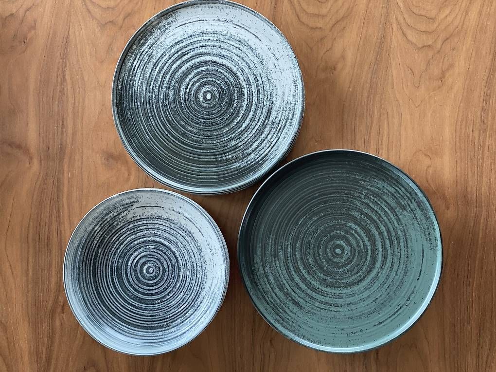 Assiettes: Teller und Schalen – D'occasion à Stans par Shorteri