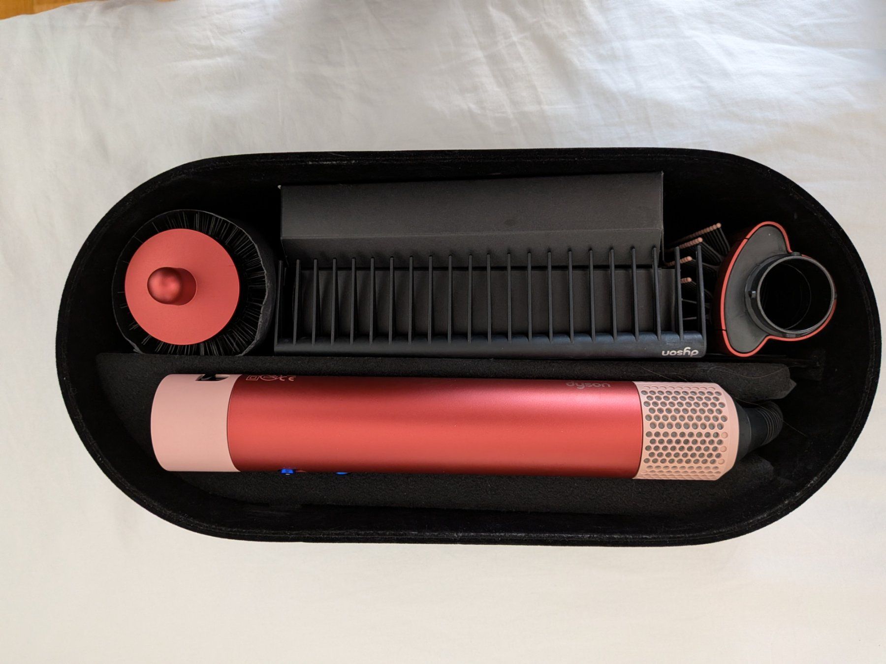 Dyson Sèche-cheveux: Dyson airwrap i.d. – D'occasion à Zürich par my_sharona 1