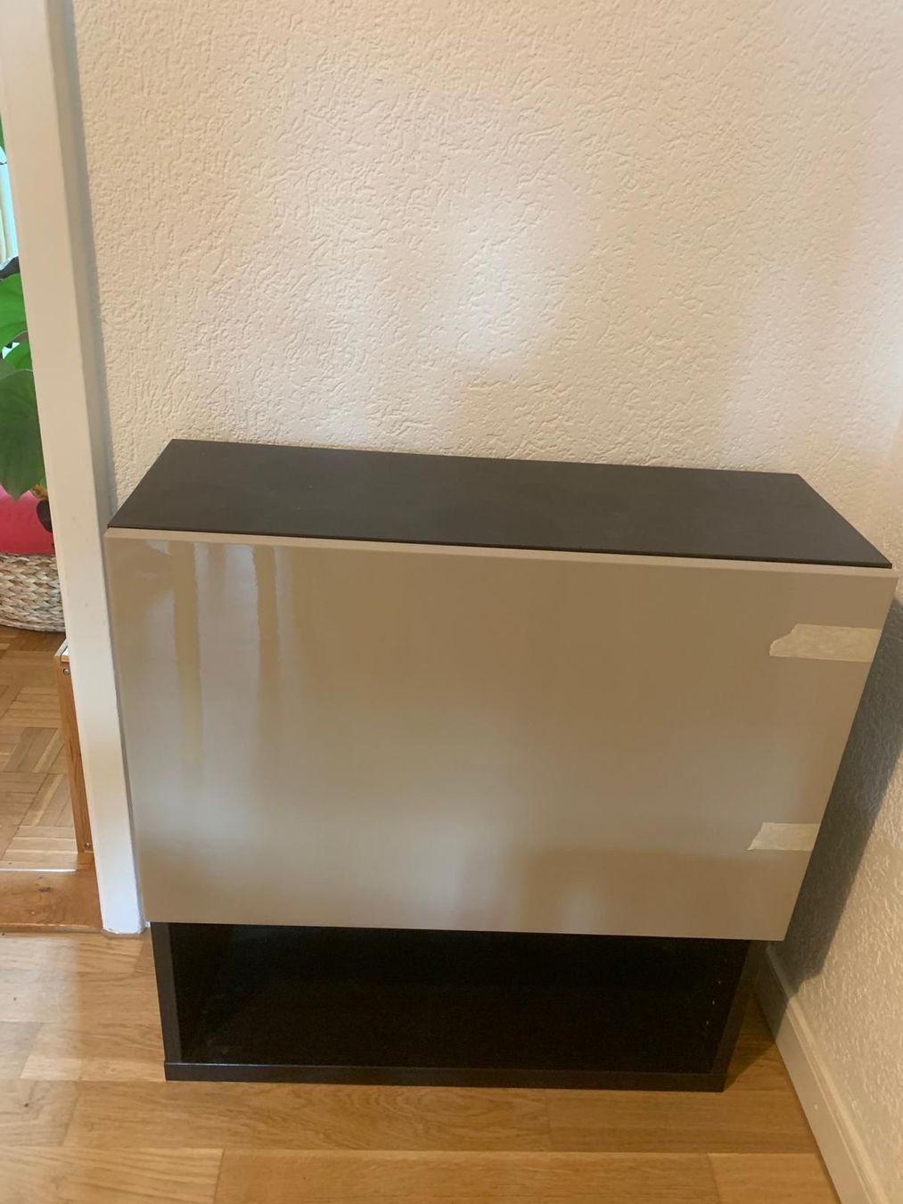 Ikea Regale: hallway cabinet, perfect for small spaces! – Gebraucht aus Lausanne von dep_k7bz