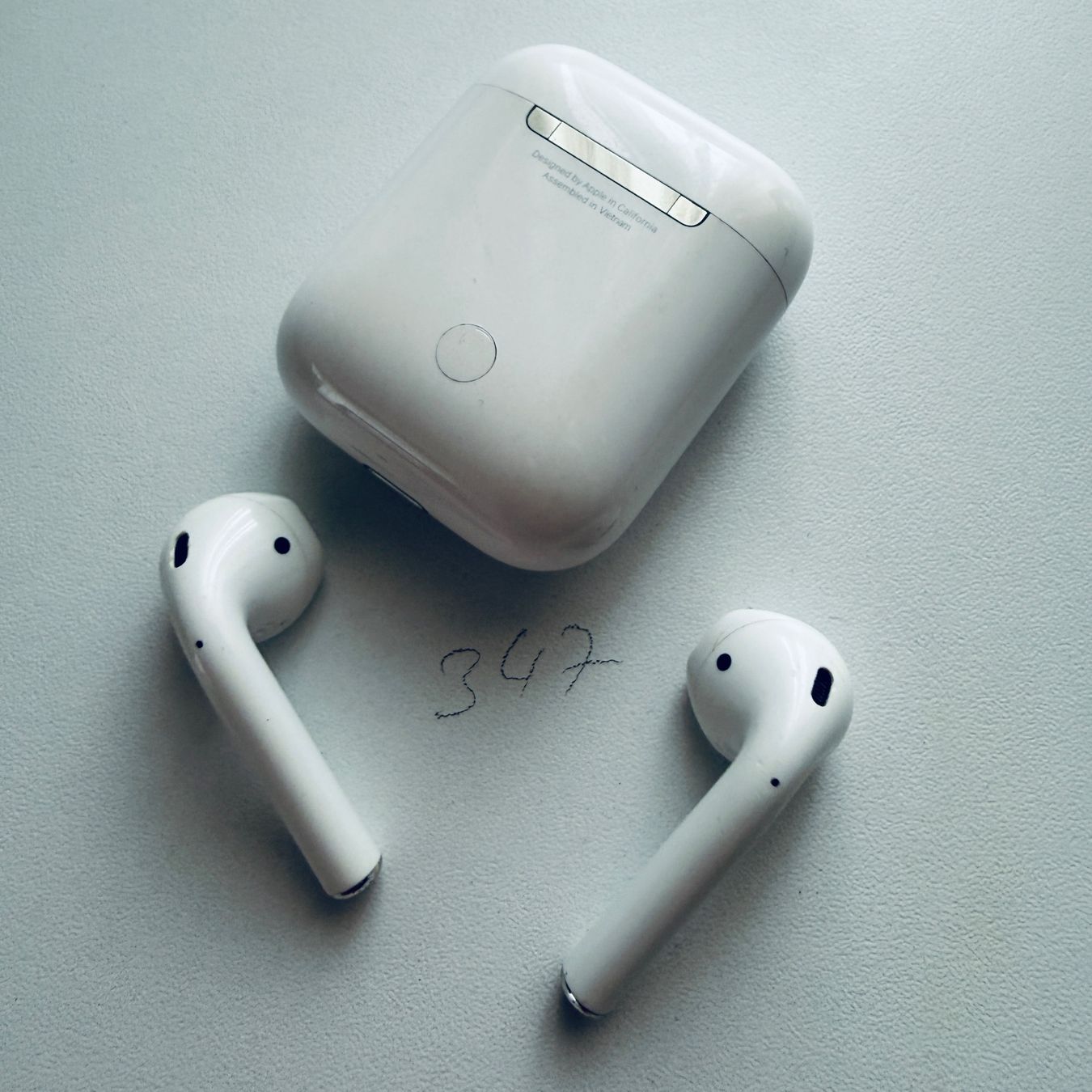 Apple Kopfhörer: Original Apple AirPods 2 Gen. Wireless Kopfhörer & Case – Gebraucht aus Basel von MY.AIRPODS.SHOP 9