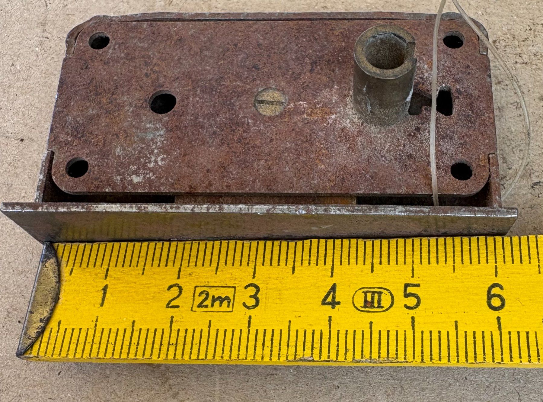 Lucchetti: VINTAGE SCHLOSS MIT SCHLÜSSEL – Usato da Ostermundigen venduto da wini63 2
