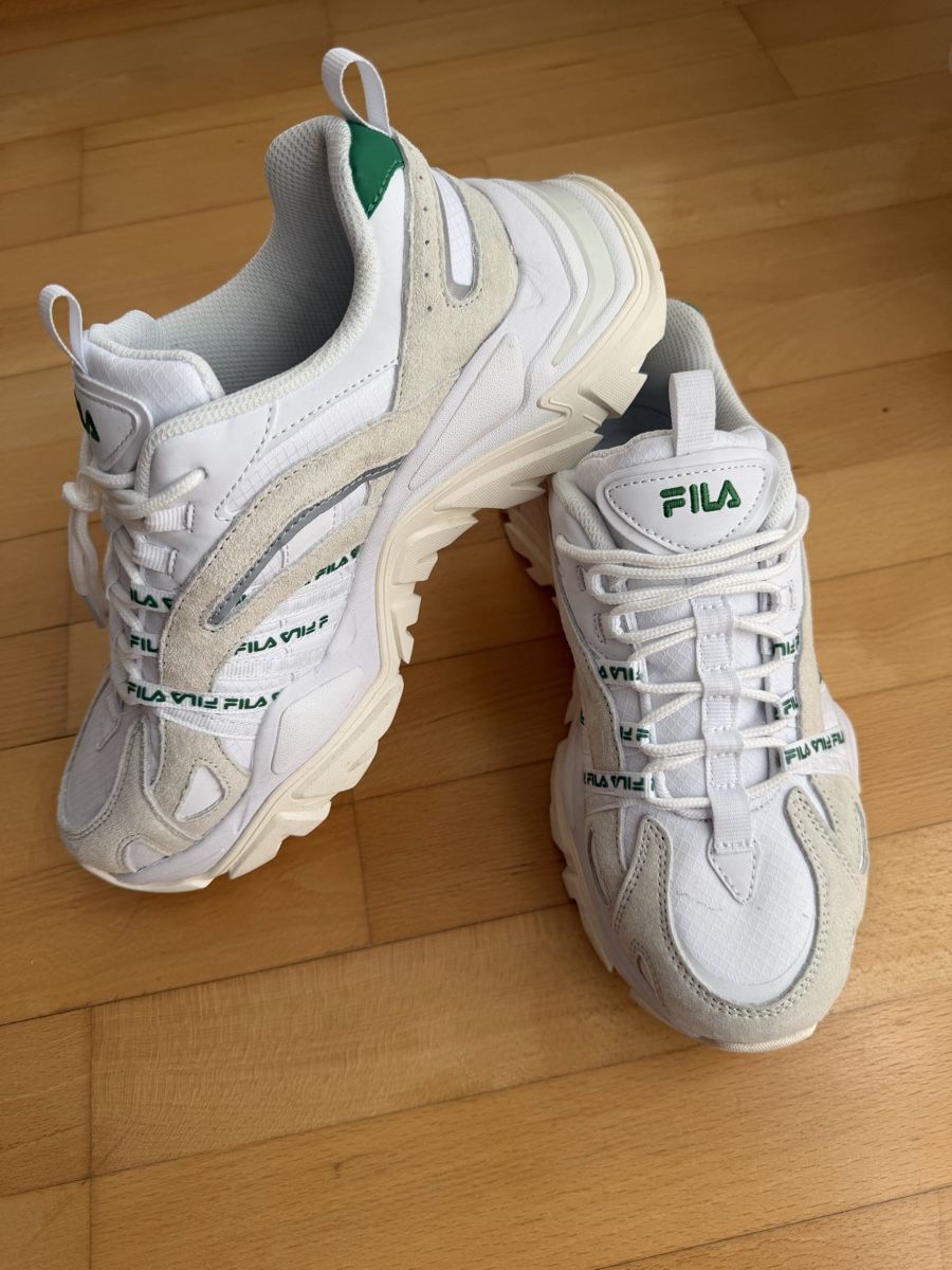 Scarpe da uomo: Fila Sneakers white size 40 excellent condition – Nuovo (secondo la descrizione) da Steinhausen venduto da mar_8y57 7